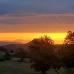 La Randonnee Au Coeur De En Chandesse